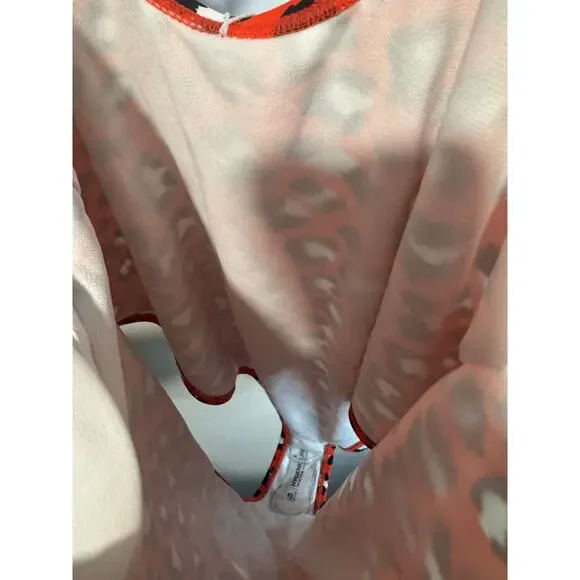 Cupshe Leopard Print V-Neck One-Piece Swimsuit - Picture 6 of 6